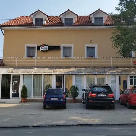 Italia Pensionat Kralovsky Chlmec